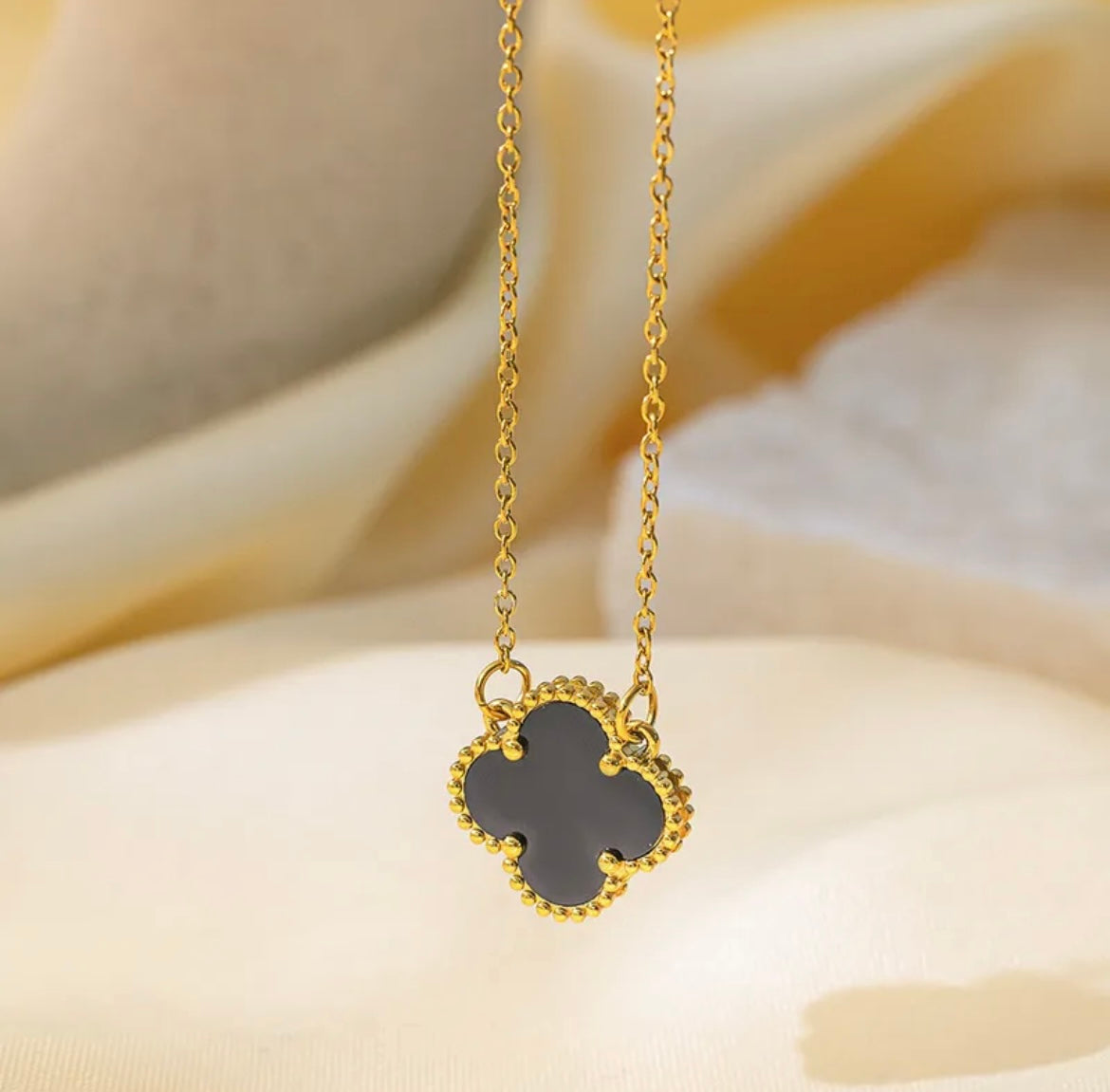Pearl Shell Clover Necklace - Love. Luck. Hope & Faith